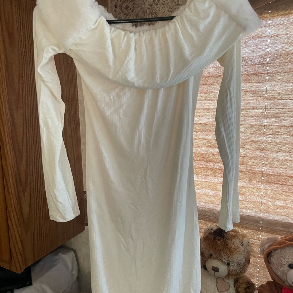 Elegant Off-Shoulder White Dress